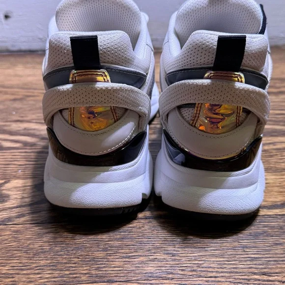 Michael Kors Hero Mixed-Media Trainer White/Iridescent Silver shoes size 10 - Picture 4 of 8